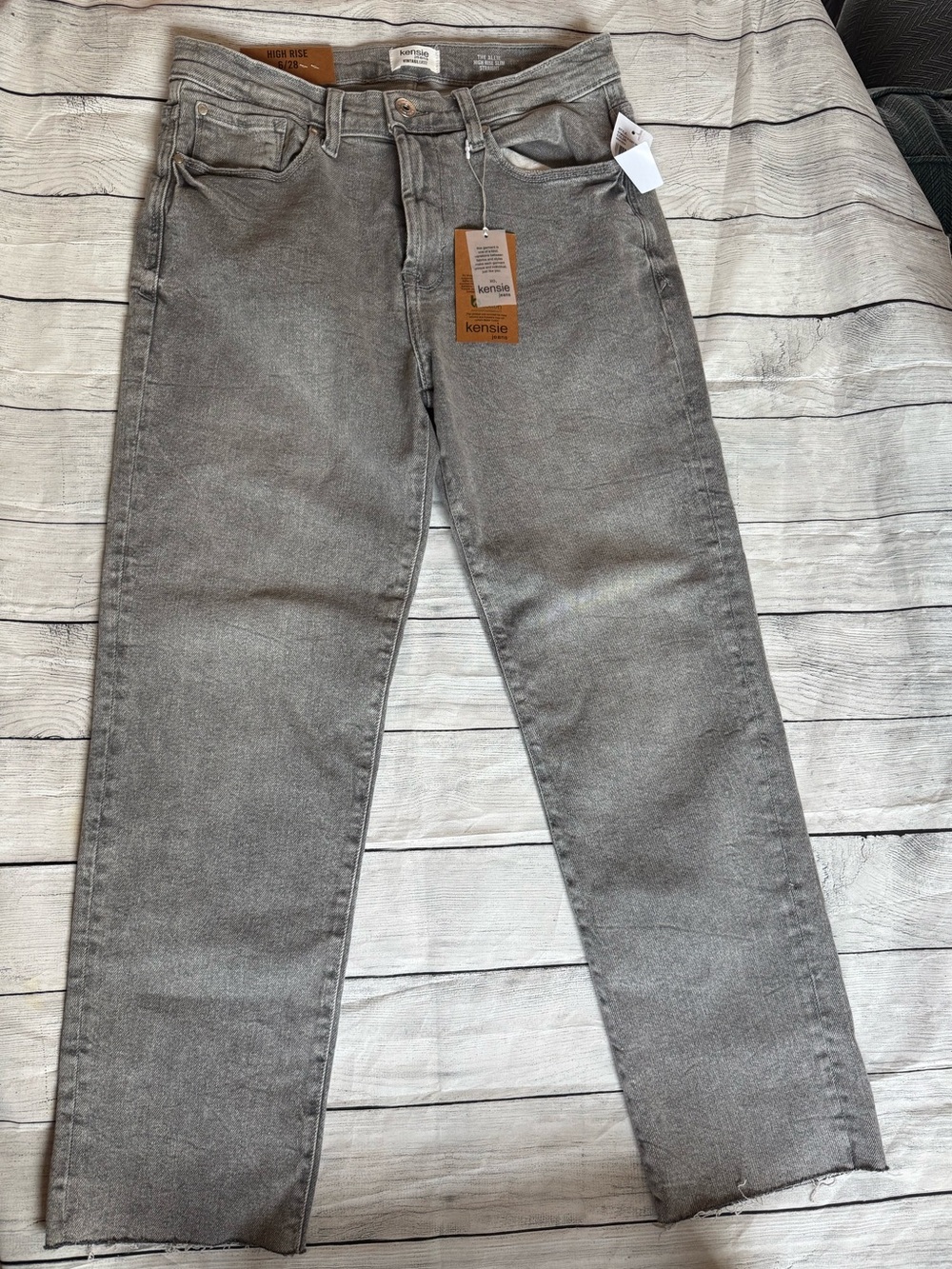 Kensie Womens Gray high rise slim Jeans size 6/28